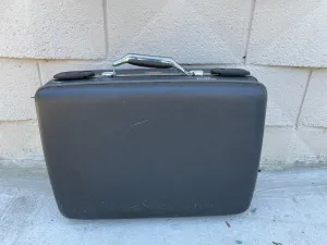 ~ Vintage AMERICAN TOURIST Tiara Travel Suitcase Gray Hard Case