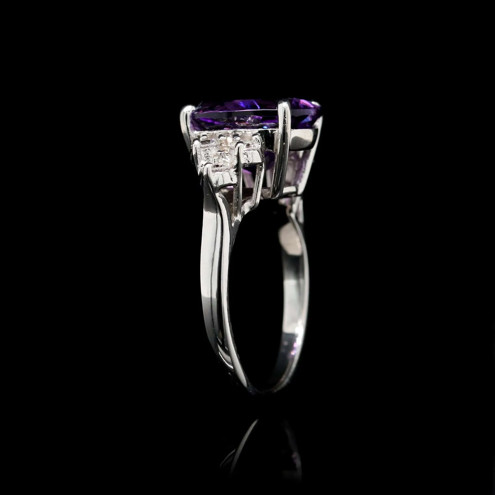 14K White Gold Estate Amethyst and Diamond Ring