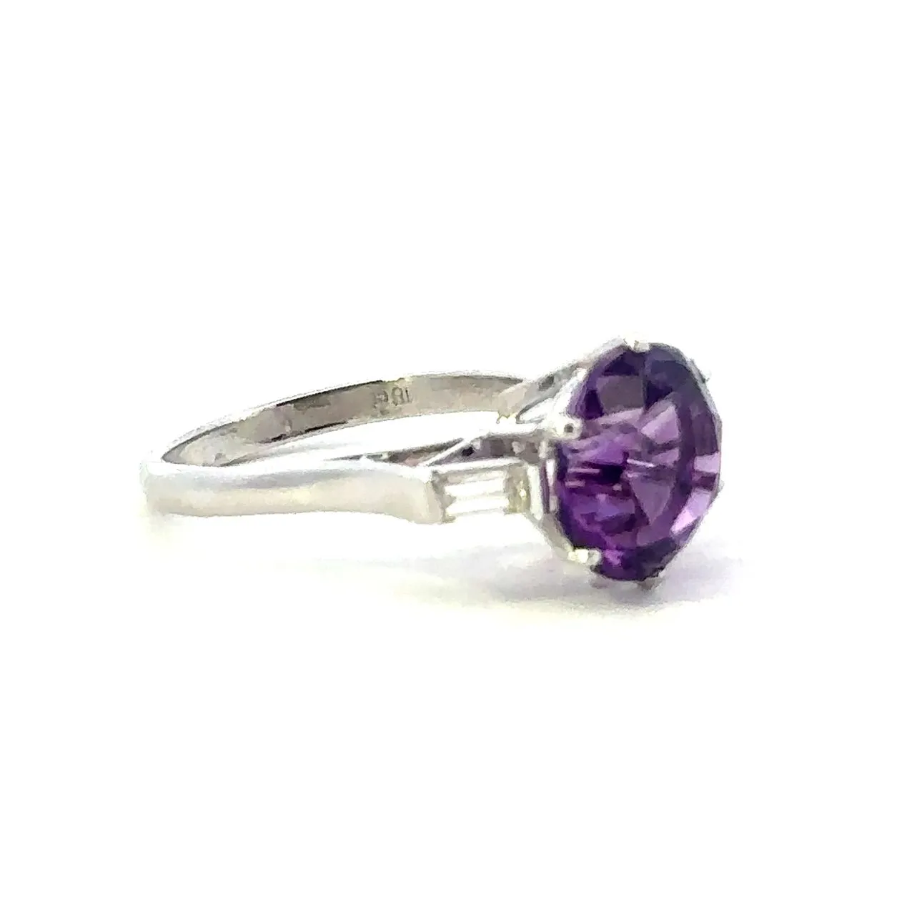 18ct white gold 3 stone Amethyst & Diamond ring