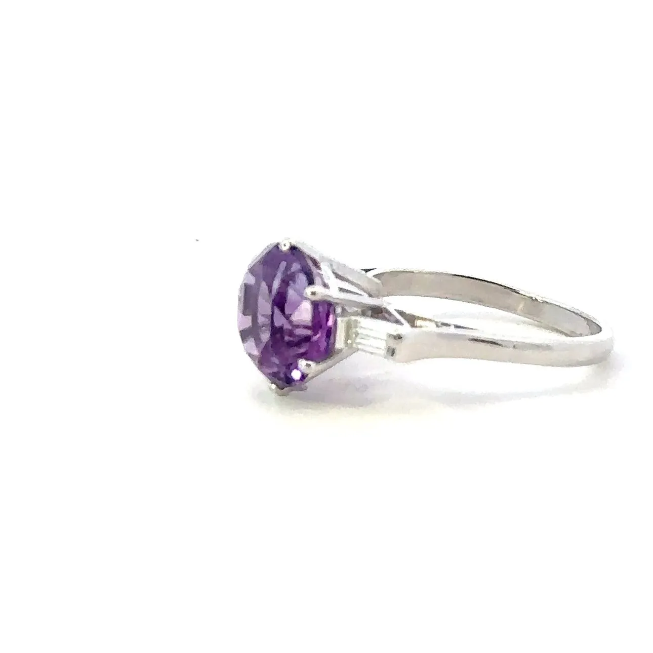 18ct white gold 3 stone Amethyst & Diamond ring