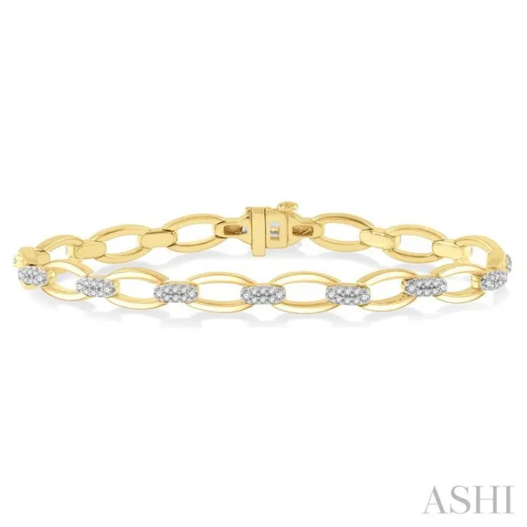 3/4 ctw Oval Open Link Round Cut Diamond Bracelet in 14K Yellow Gold