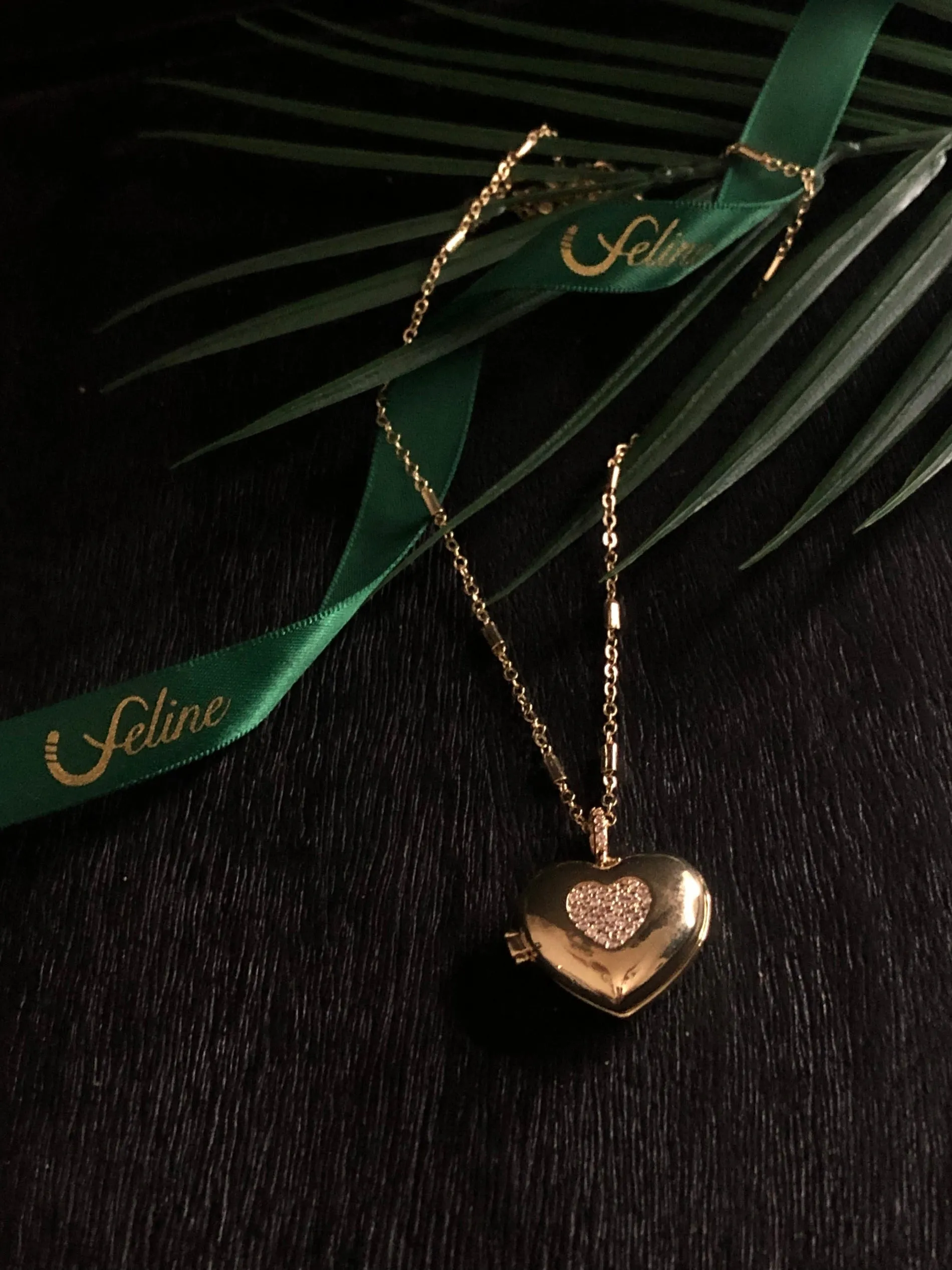 Alliette Locket Necklace