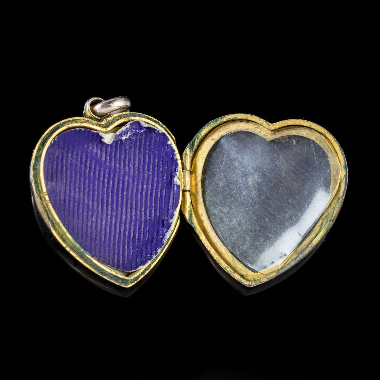 Antique Victorian Heart Locket Pearl 9Ct Gold Circa 1900