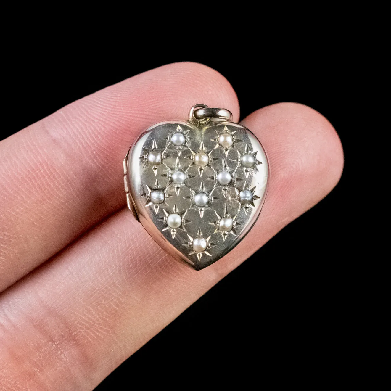 Antique Victorian Heart Locket Pearl 9Ct Gold Circa 1900