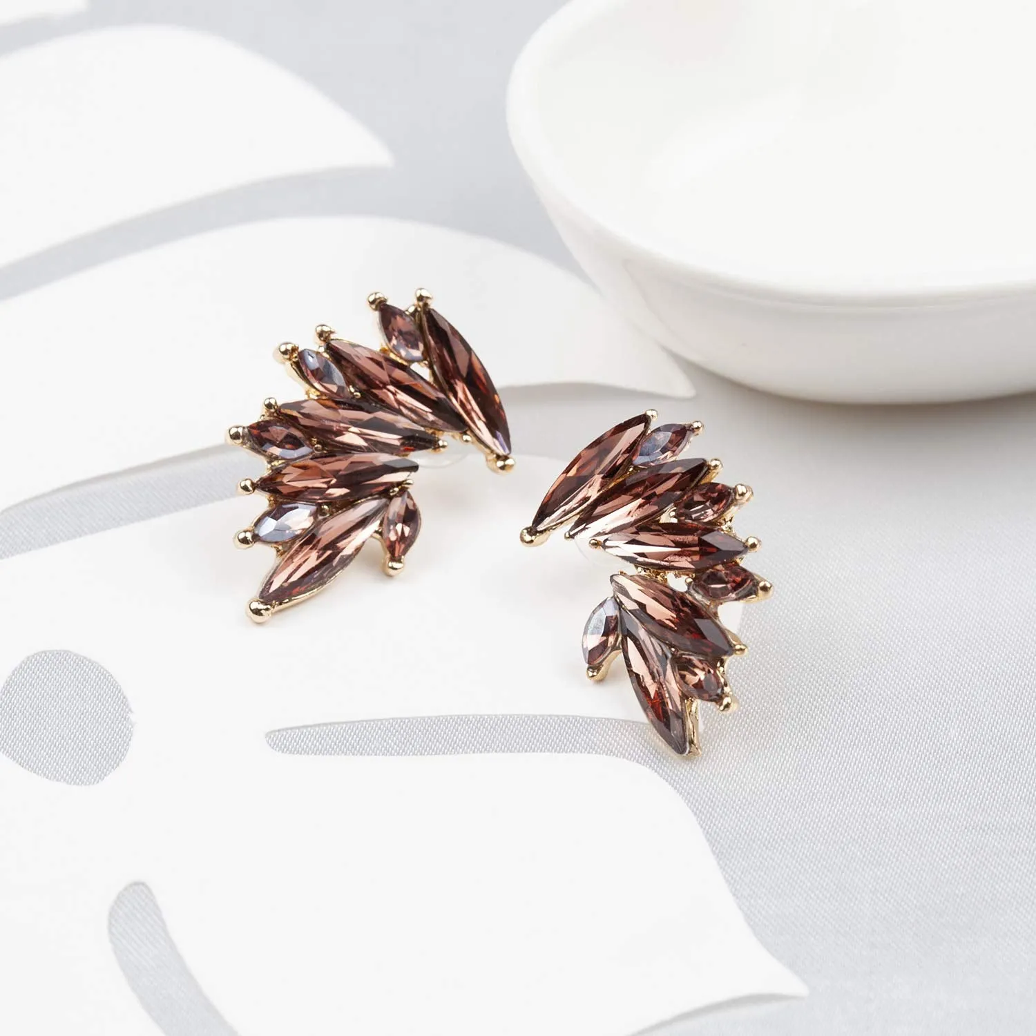 Kairangi Stud Earrings for Women Brown Crystal Stud Earrings Elegant Gold Plated Crystal Clip On Stud Earrings for Women and Girls.