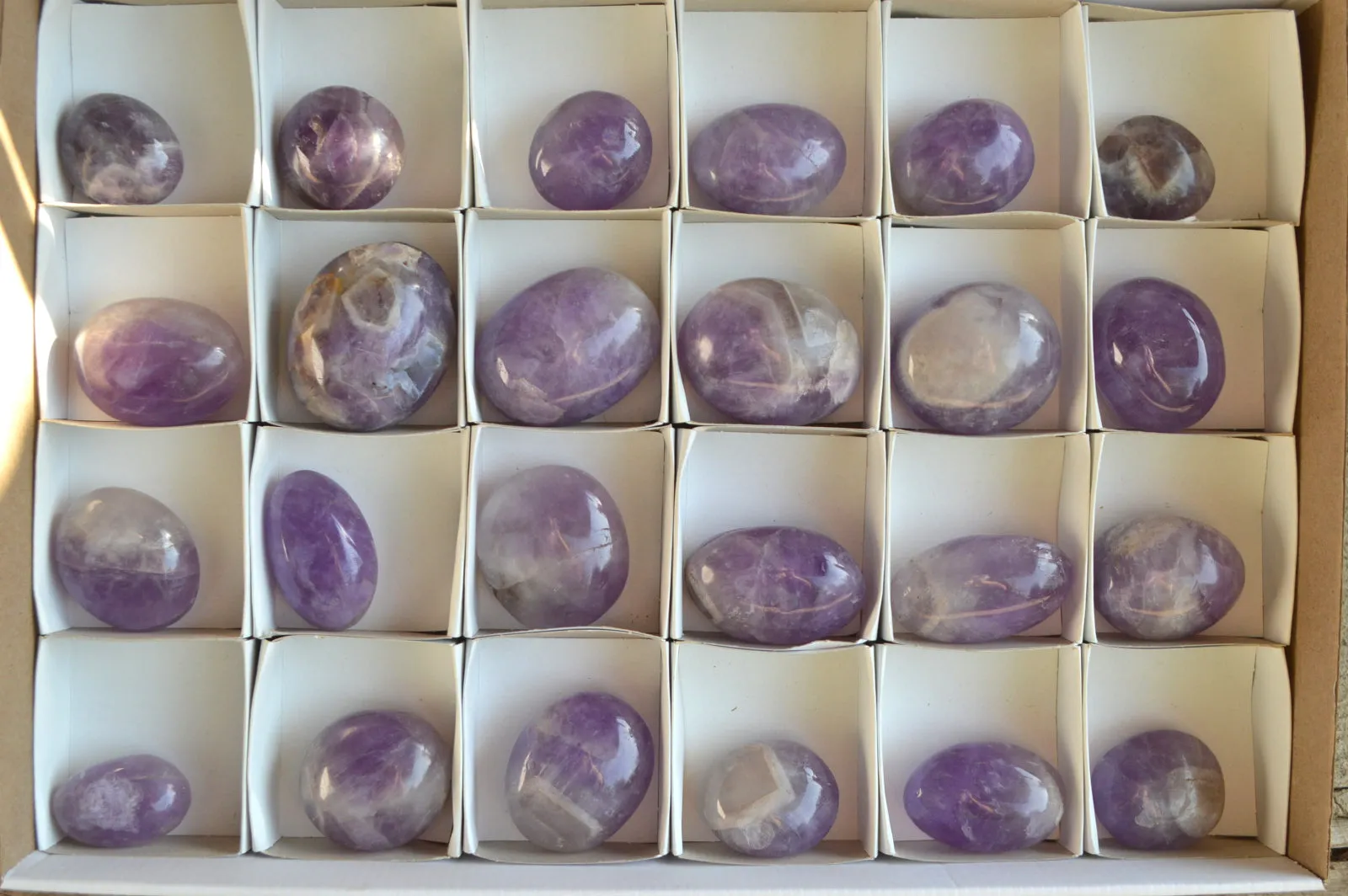 Polished Rare Gemmy Amethyst Galet - Palm Stones x 24 From Madagascar