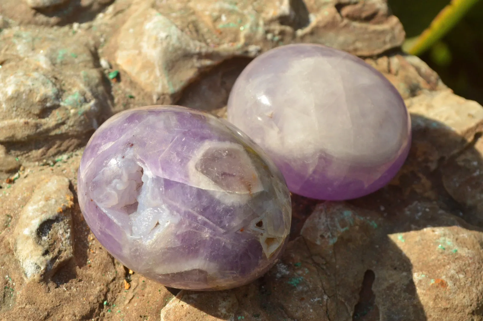 Polished Rare Gemmy Amethyst Galet - Palm Stones x 24 From Madagascar