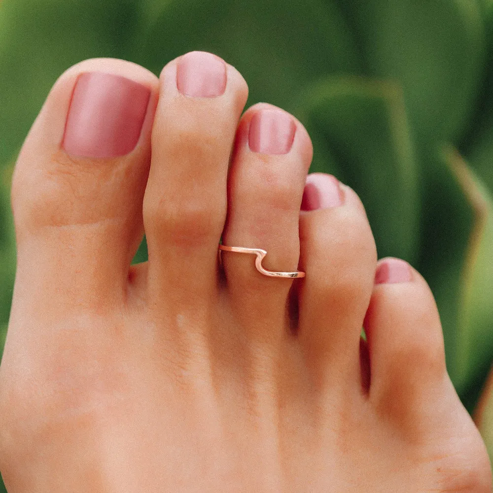 Pura Vida Wave Toe Ring